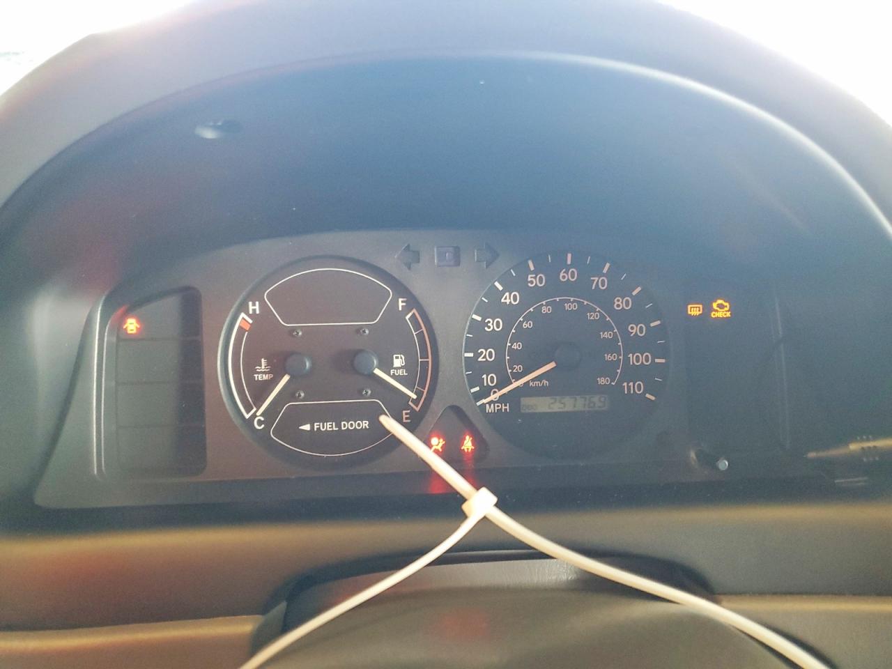 1999 TOYOTA COROLLA VE photo 9