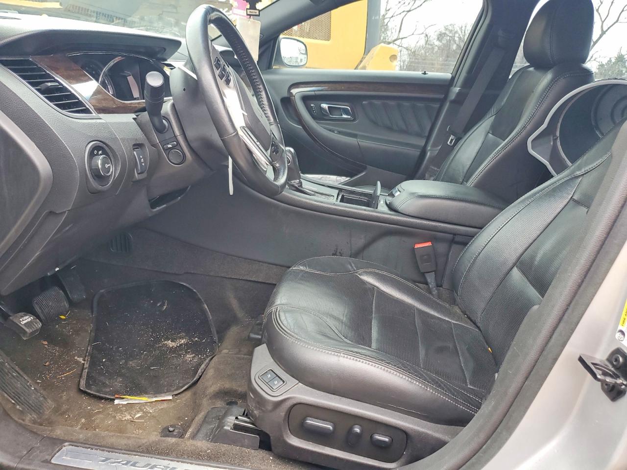 2015 FORD TAURUS LIMITED photo 13