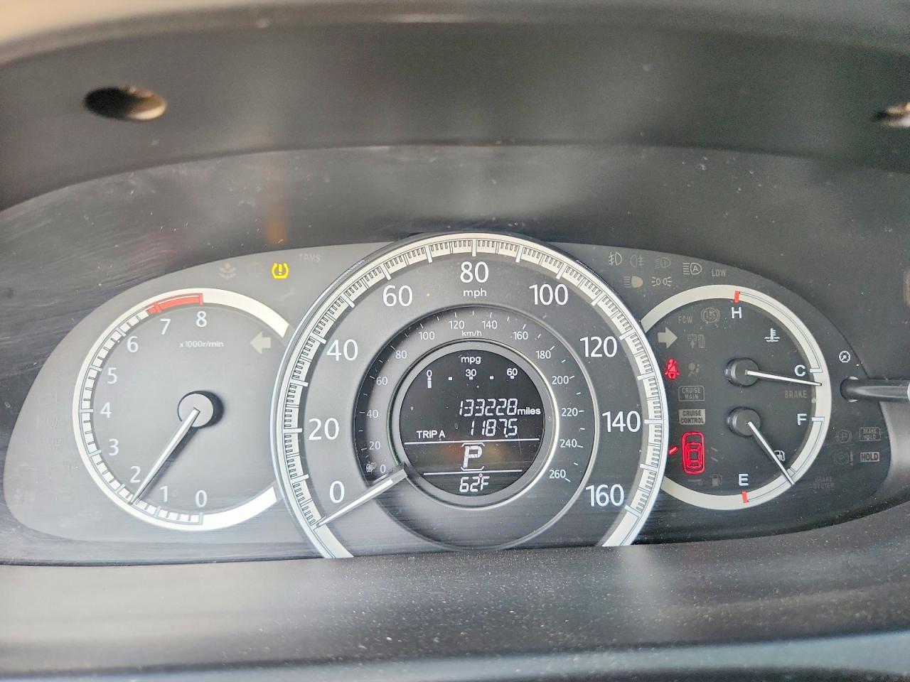 2015 HONDA ACCORD LX photo 17