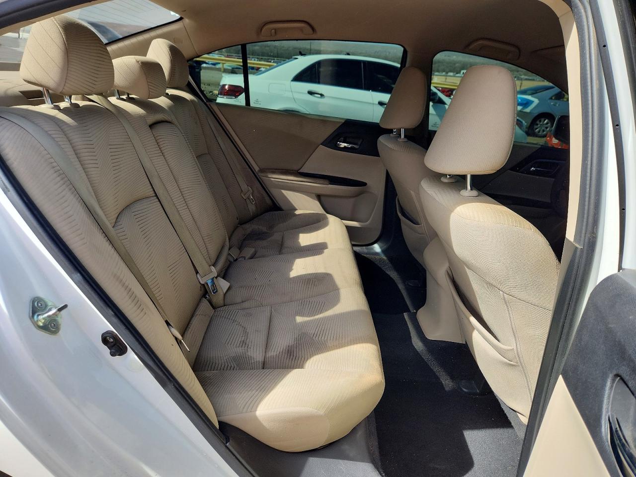 2015 HONDA ACCORD LX photo 19
