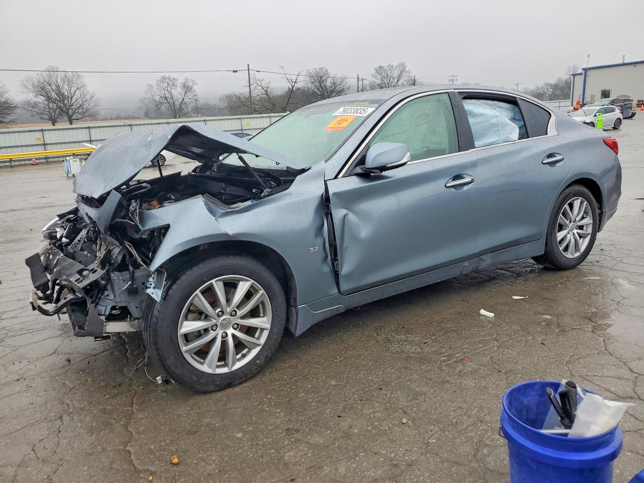 2015 INFINITI Q50