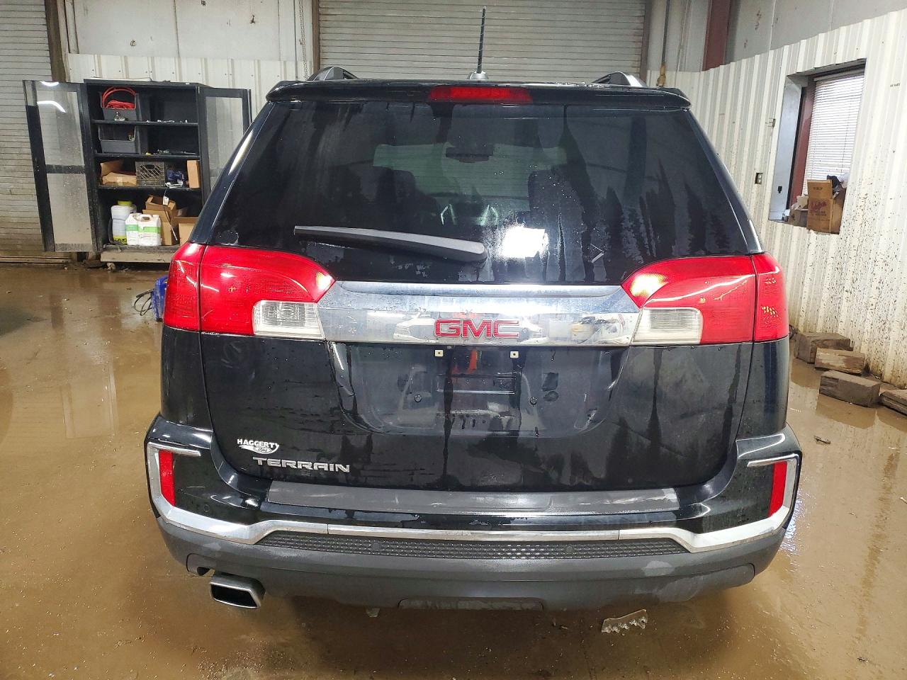2017 GMC TERRAIN SLE photo 11