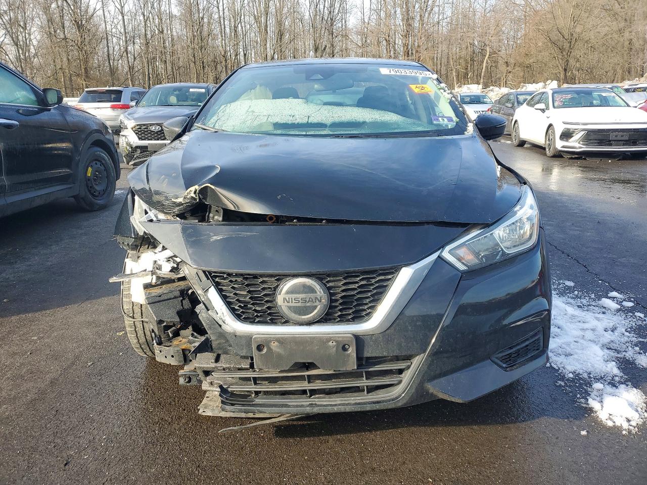 2020 NISSAN VERSA SV photo 5