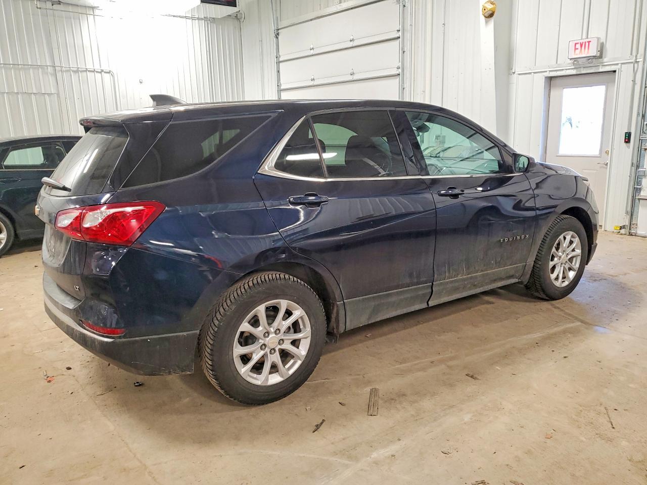2020 CHEVROLET EQUINOX LT photo 3