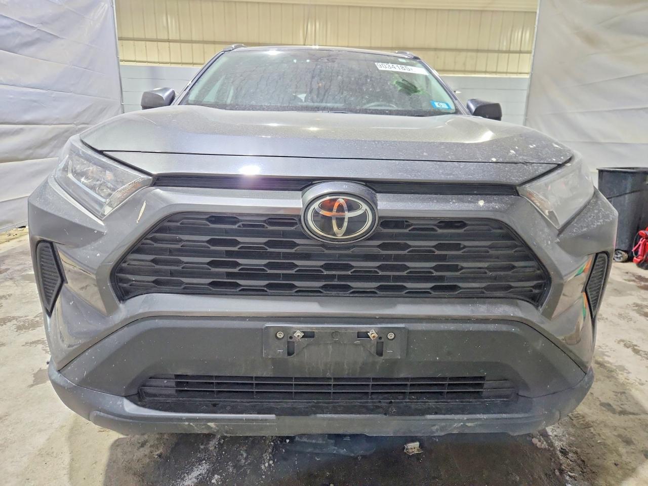 2021 TOYOTA RAV4 LE photo 13