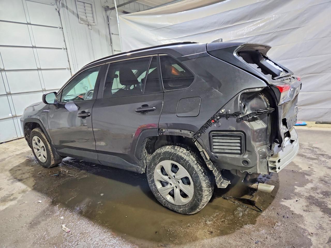 2021 TOYOTA RAV4 LE photo 4