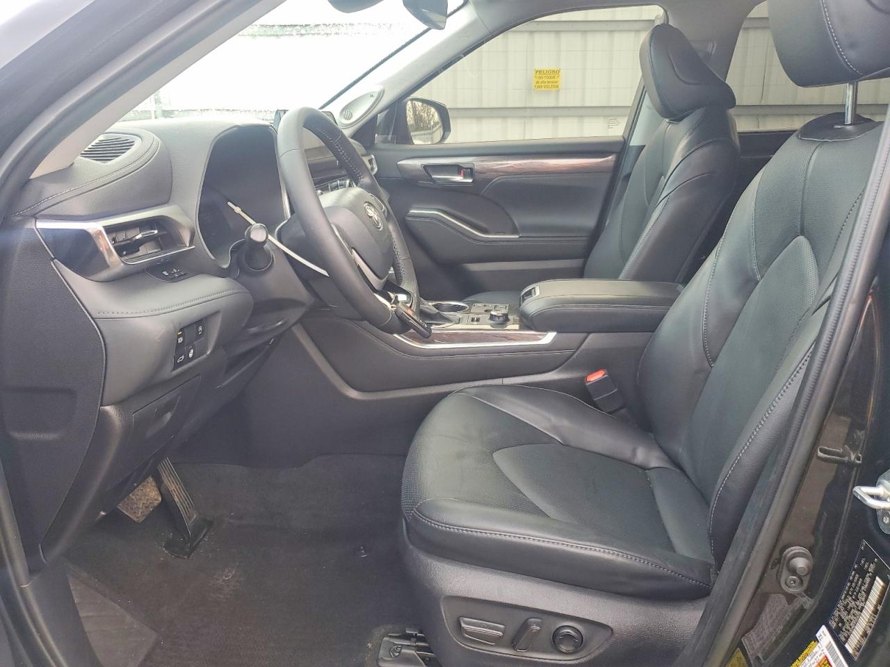 2023 TOYOTA HIGHLANDER LIMITED photo 19