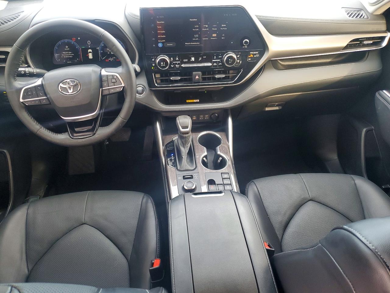 2023 TOYOTA HIGHLANDER LIMITED photo 22