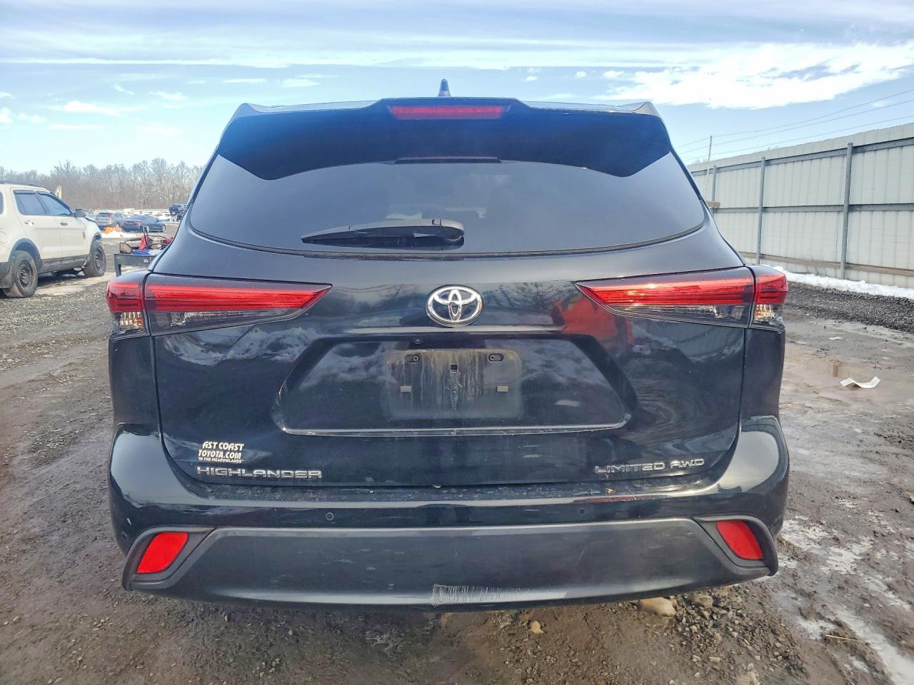 2023 TOYOTA HIGHLANDER LIMITED photo 16