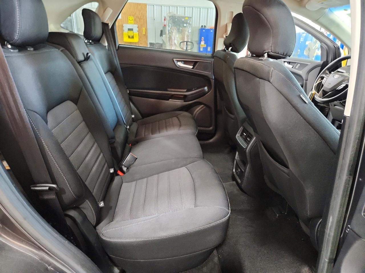 2018 FORD EDGE SE photo 10