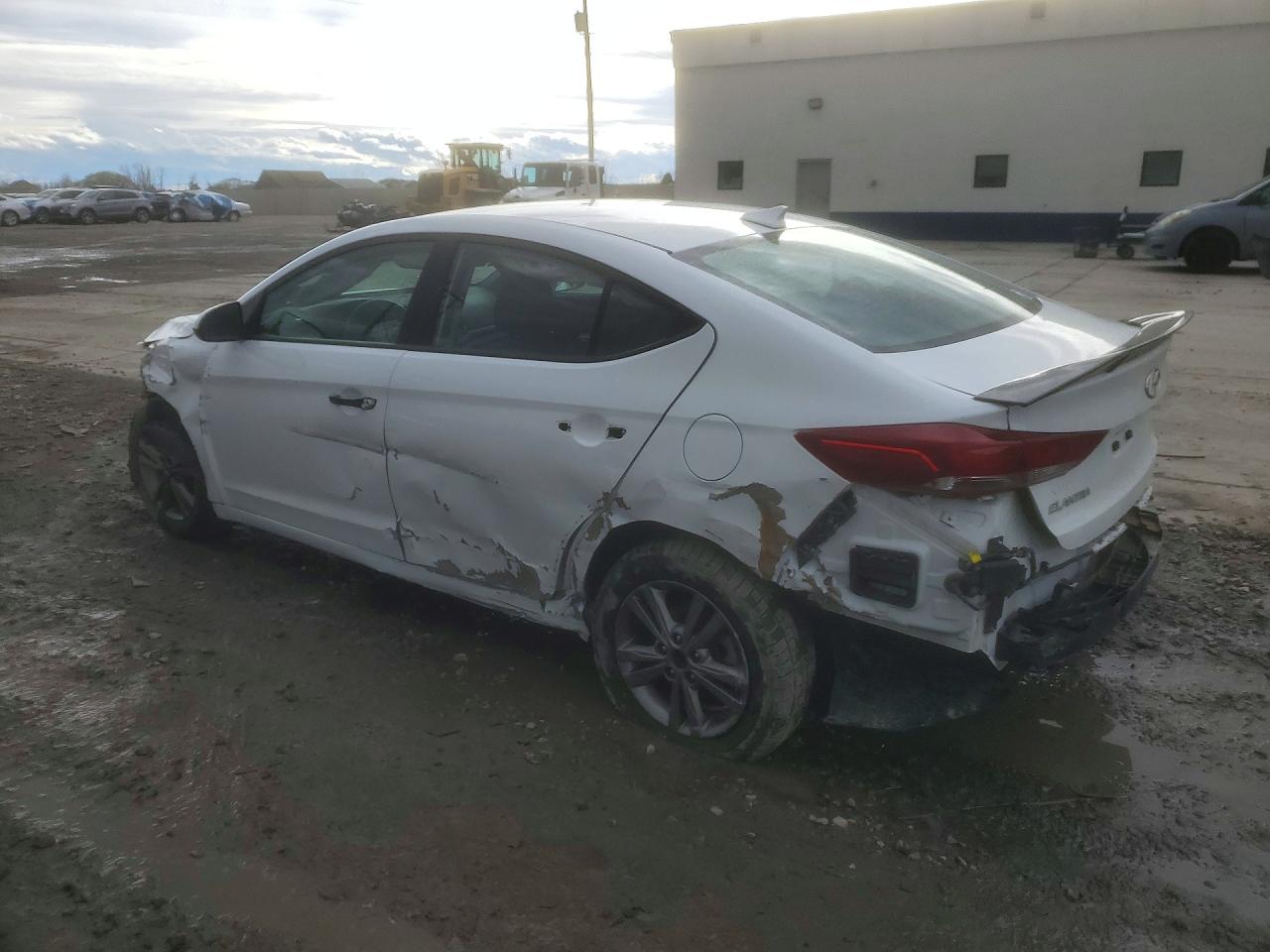 2018 HYUNDAI ELANTRA SEL photo 3