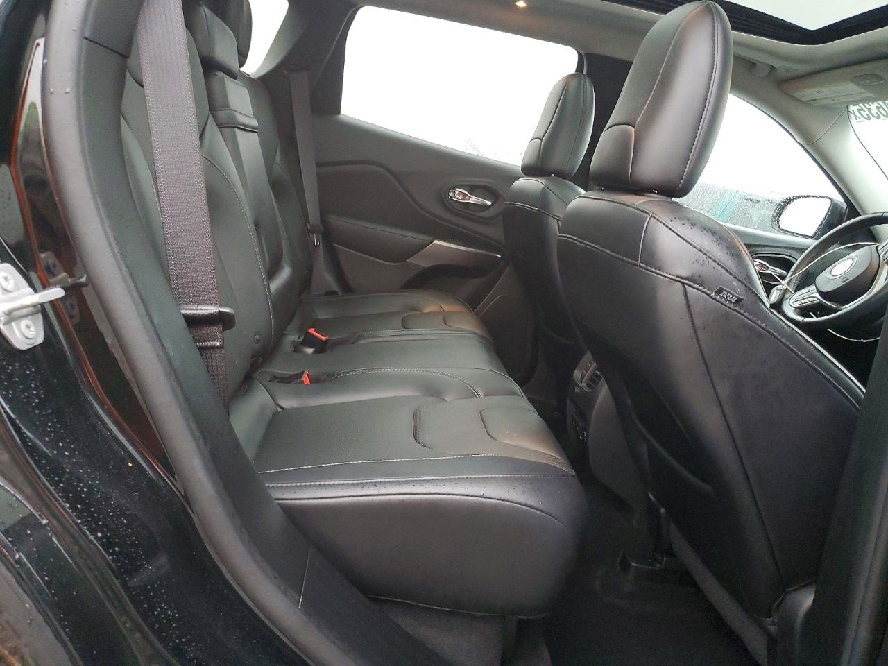 2019 JEEP CHEROKEE LIMITED photo 19