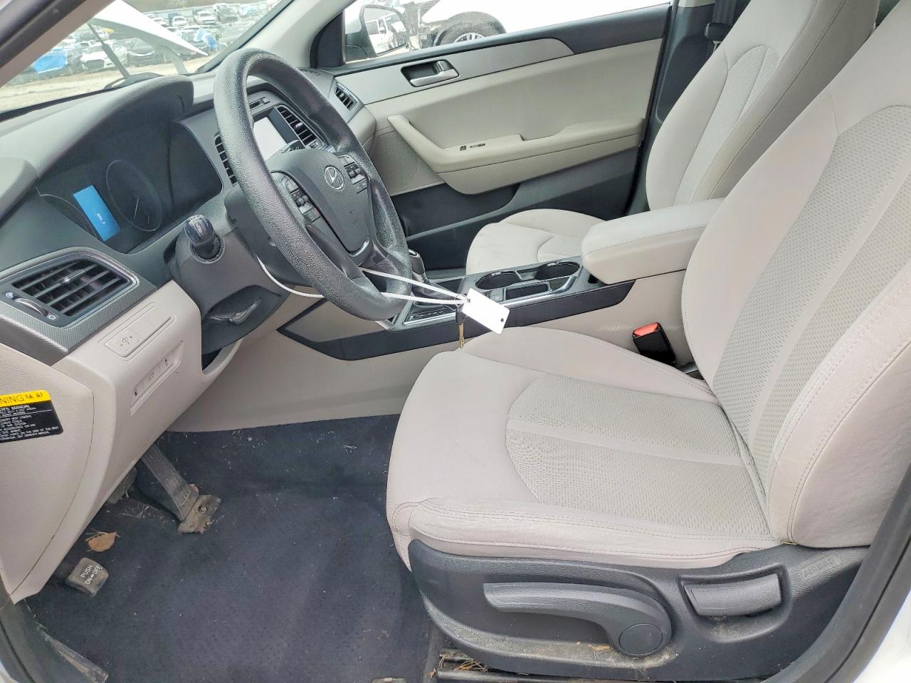 2016 HYUNDAI SONATA SE photo 13