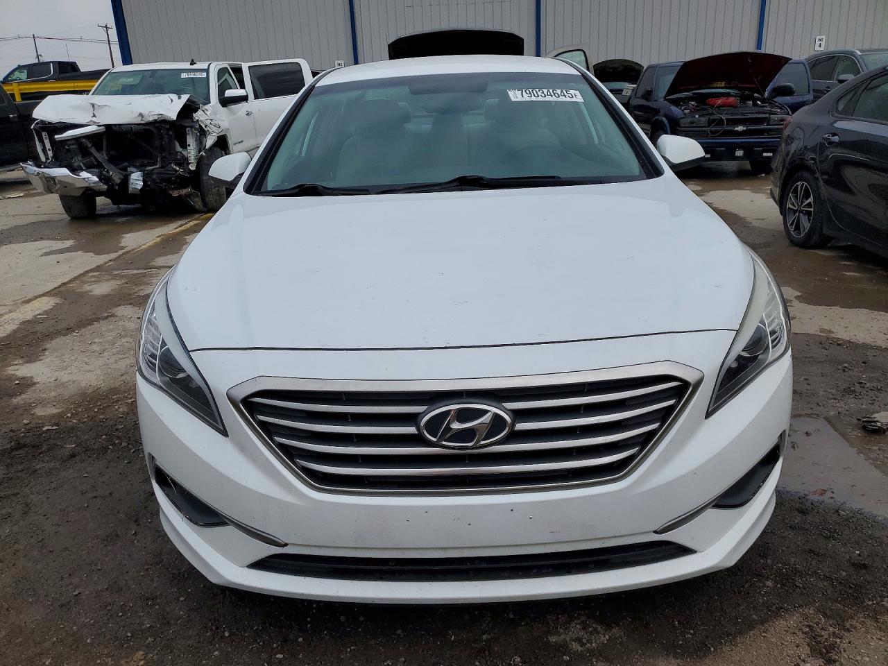 2016 HYUNDAI SONATA SE photo 9