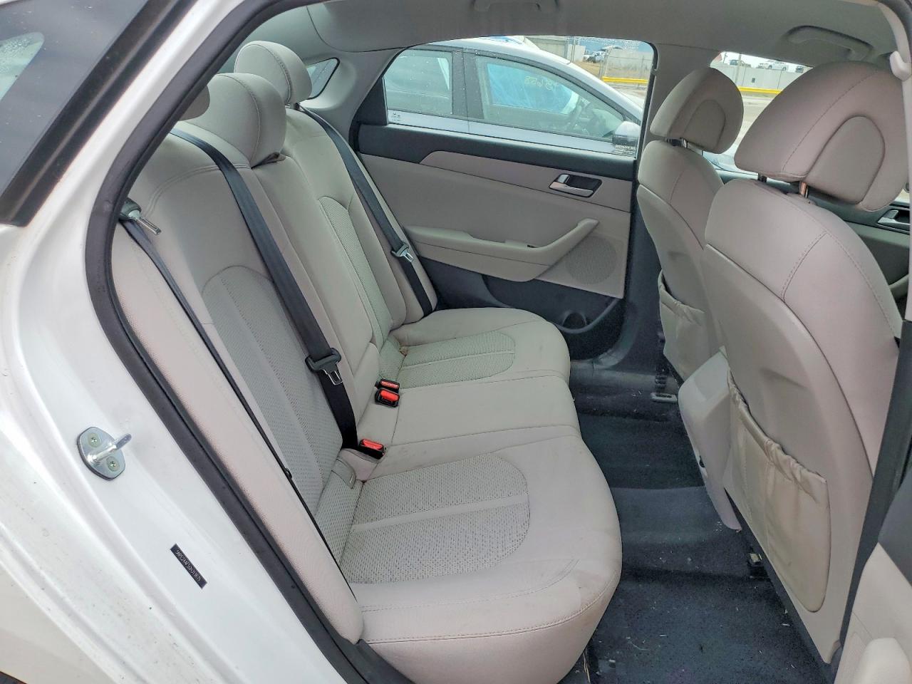2016 HYUNDAI SONATA SE photo 19