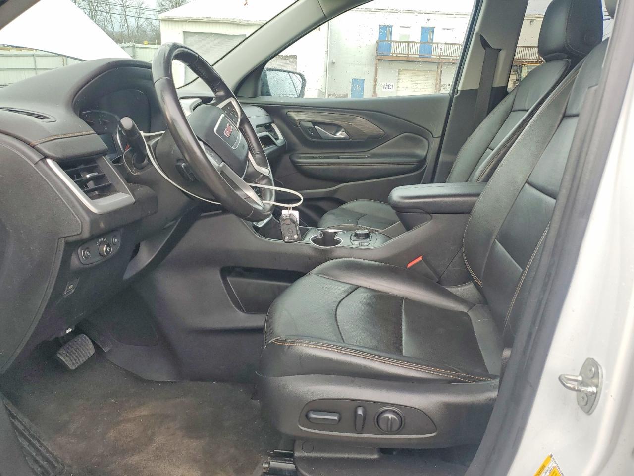2019 GMC TERRAIN SLT photo 19