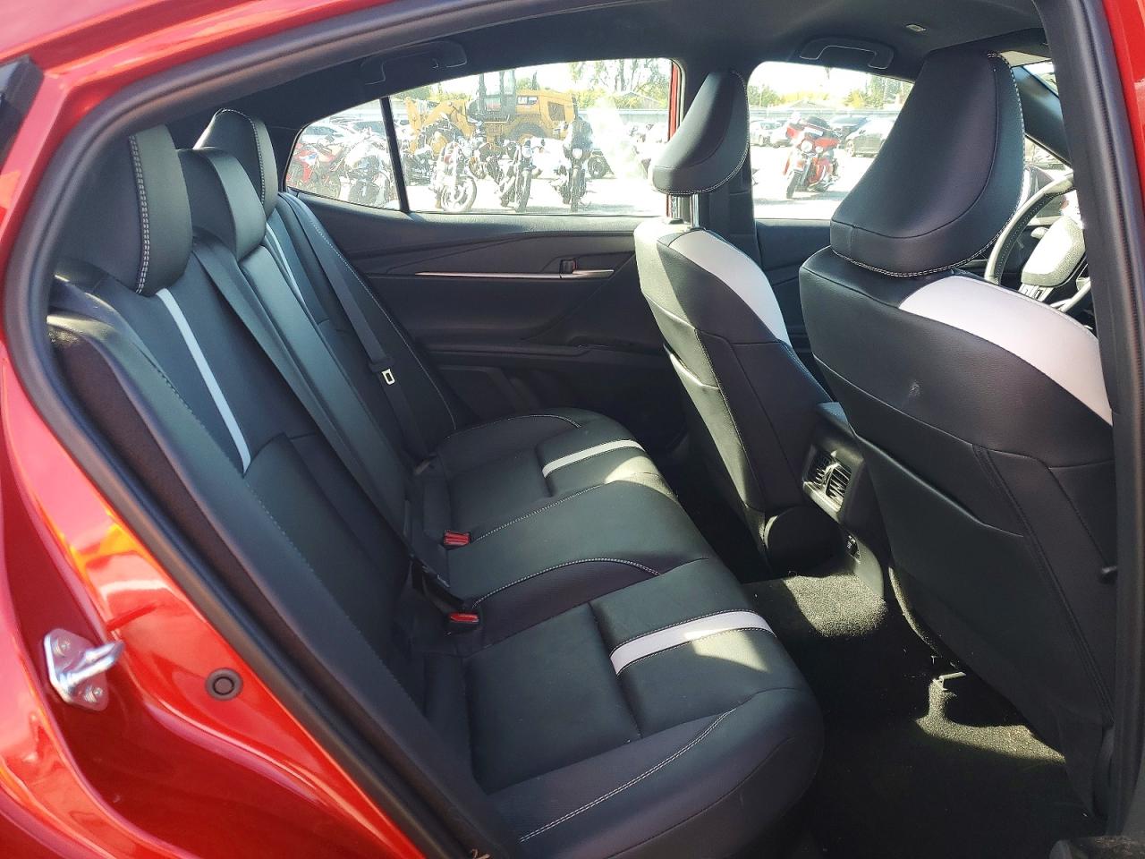 2025 TOYOTA CAMRY SE photo 19