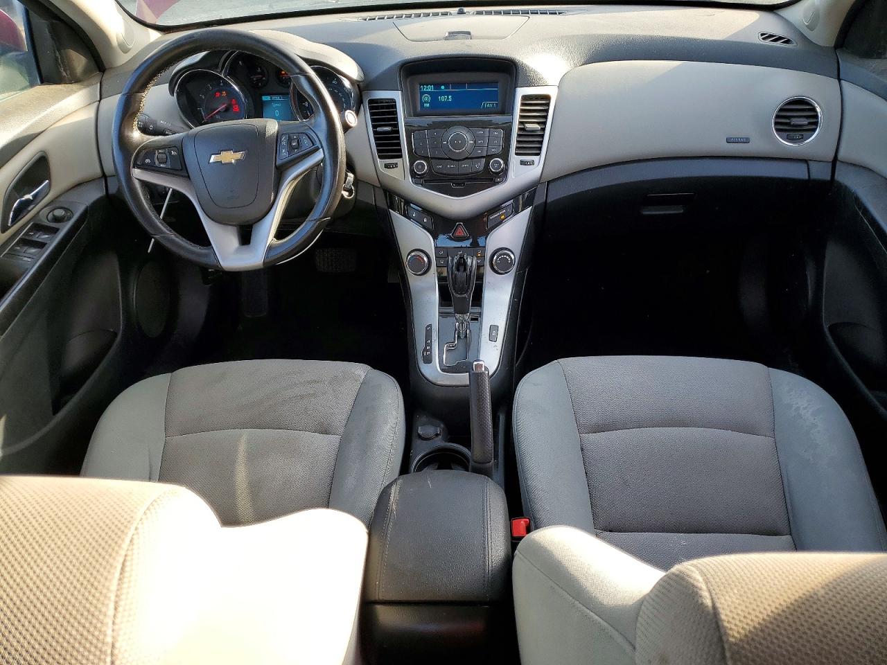 2013 CHEVROLET CRUZE LT photo 22