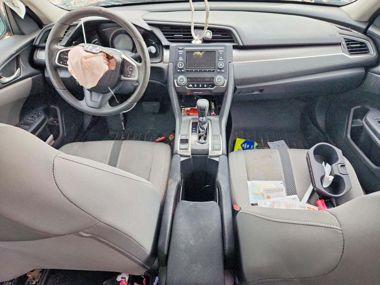 2016 HONDA CIVIC LX photo 8