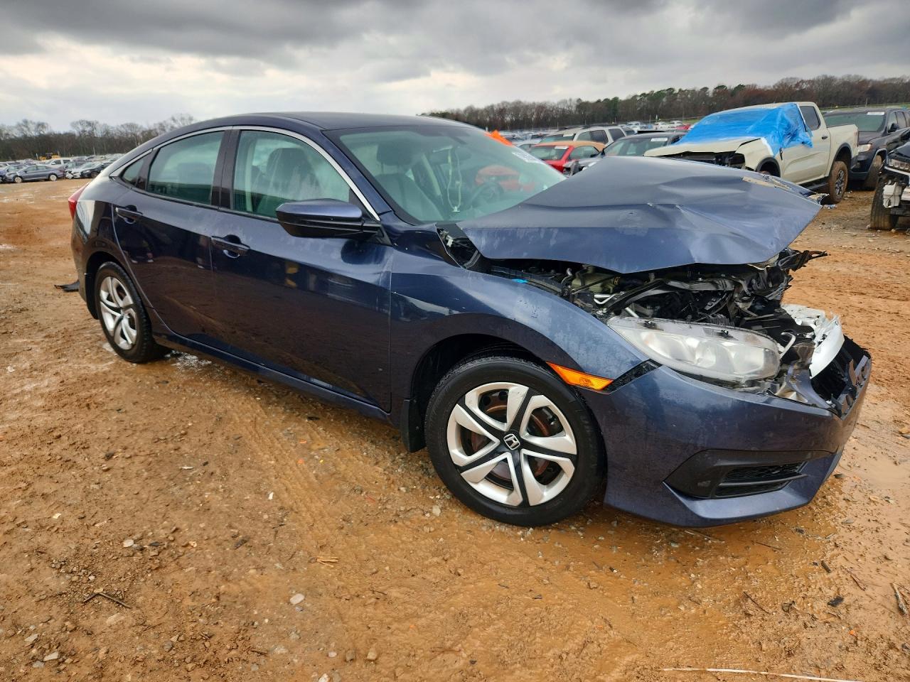 2016 HONDA CIVIC LX photo 4