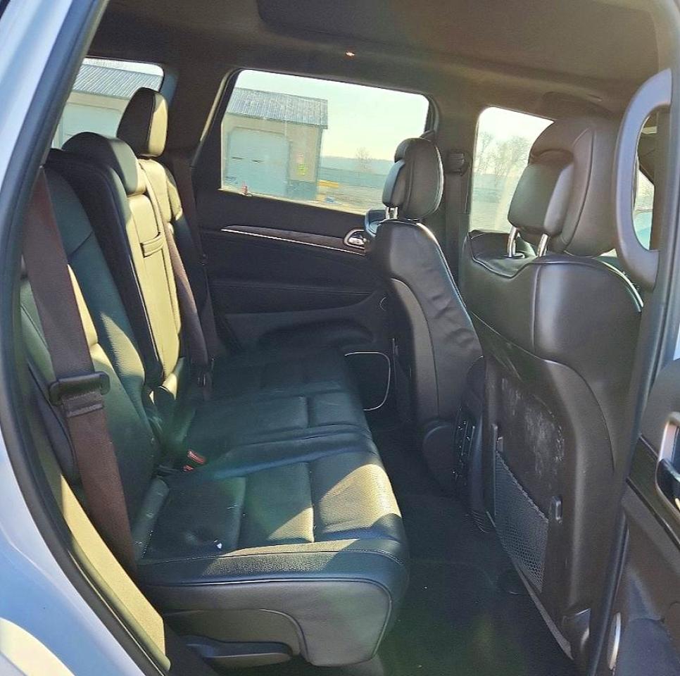 2016 JEEP GRAND CHEROKEE SUMMIT photo 19