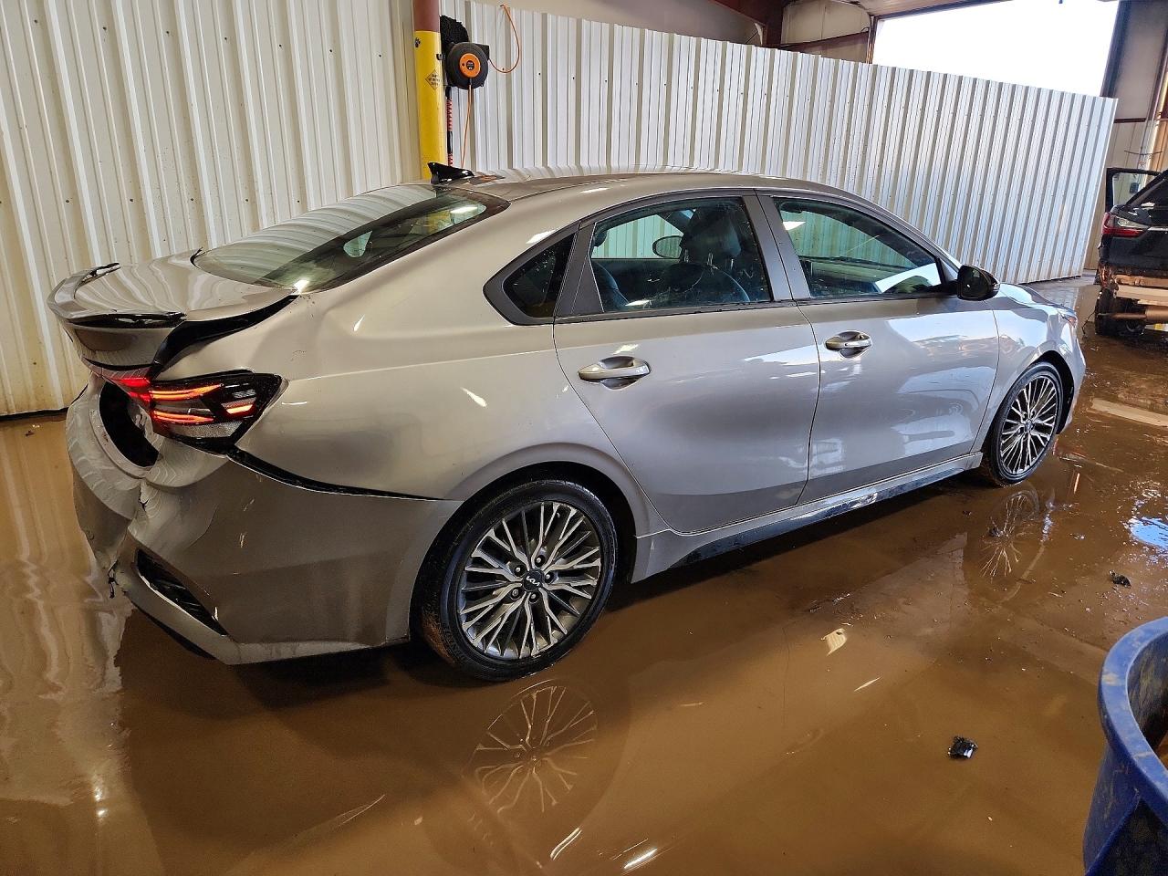 2023 KIA FORTE GT-LINE photo 3