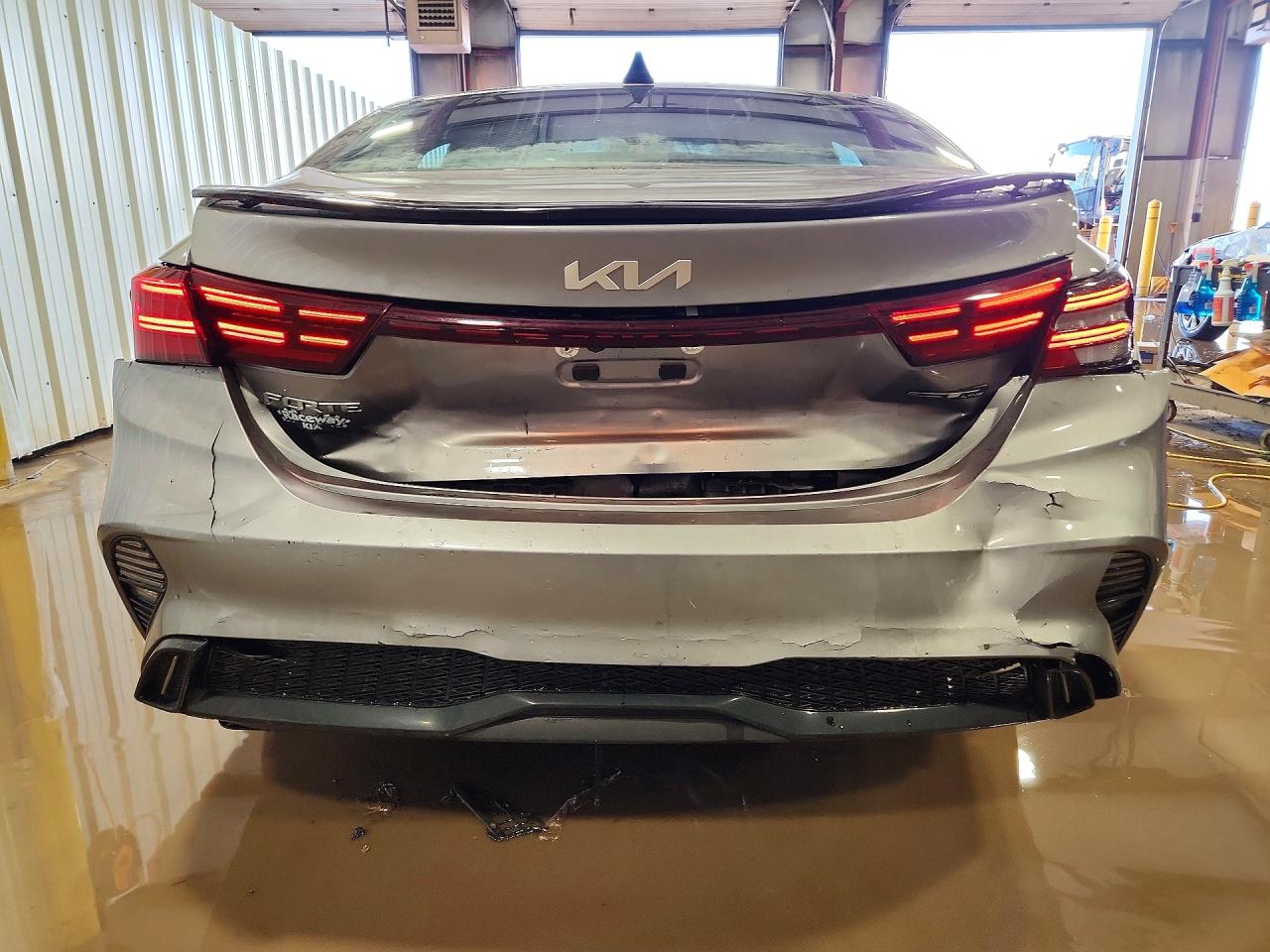 2023 KIA FORTE GT-LINE photo 6