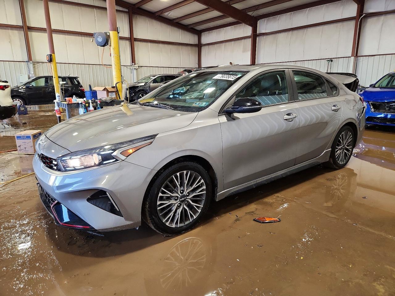 2023 KIA FORTE