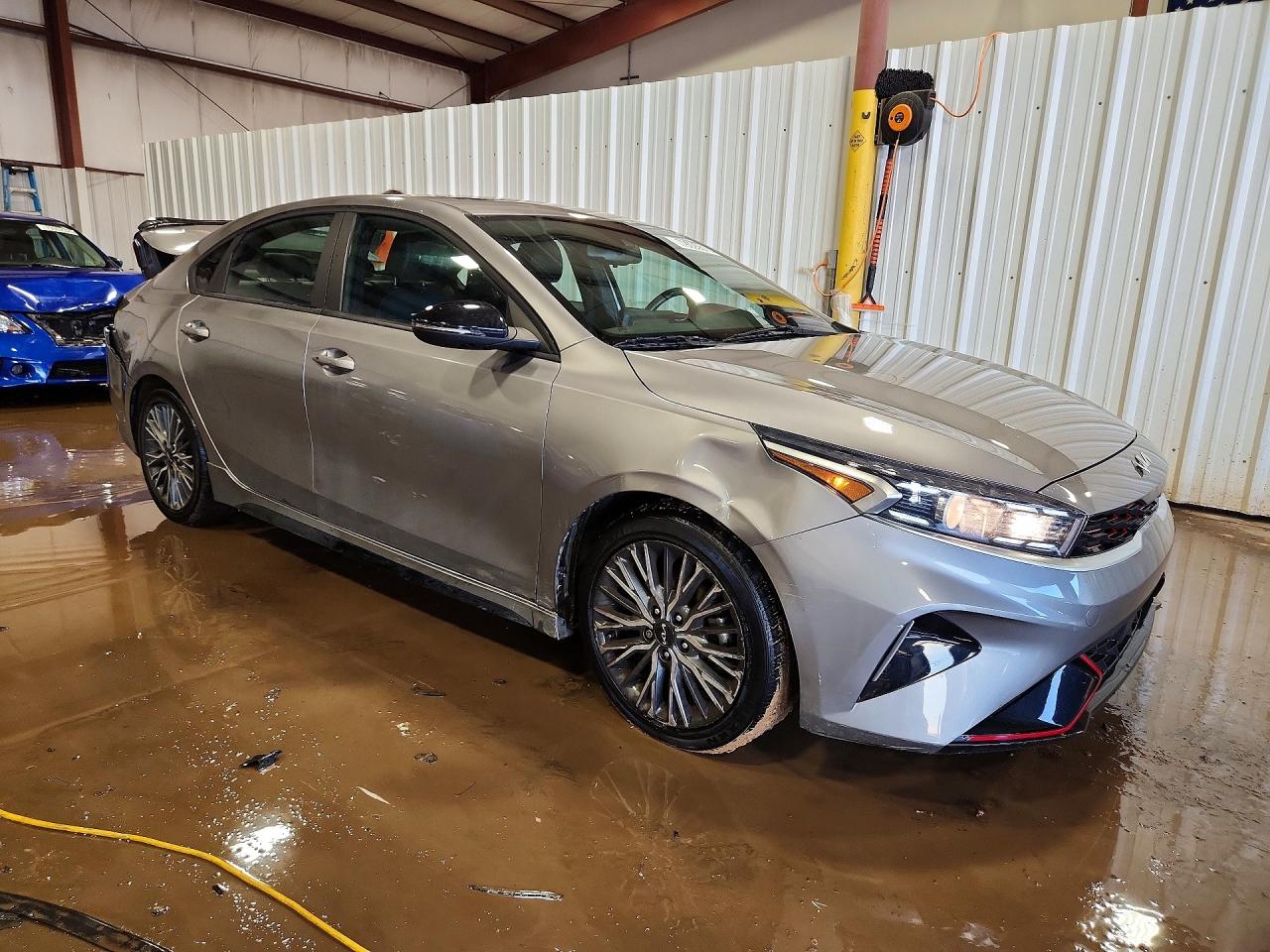 2023 KIA FORTE GT-LINE photo 4