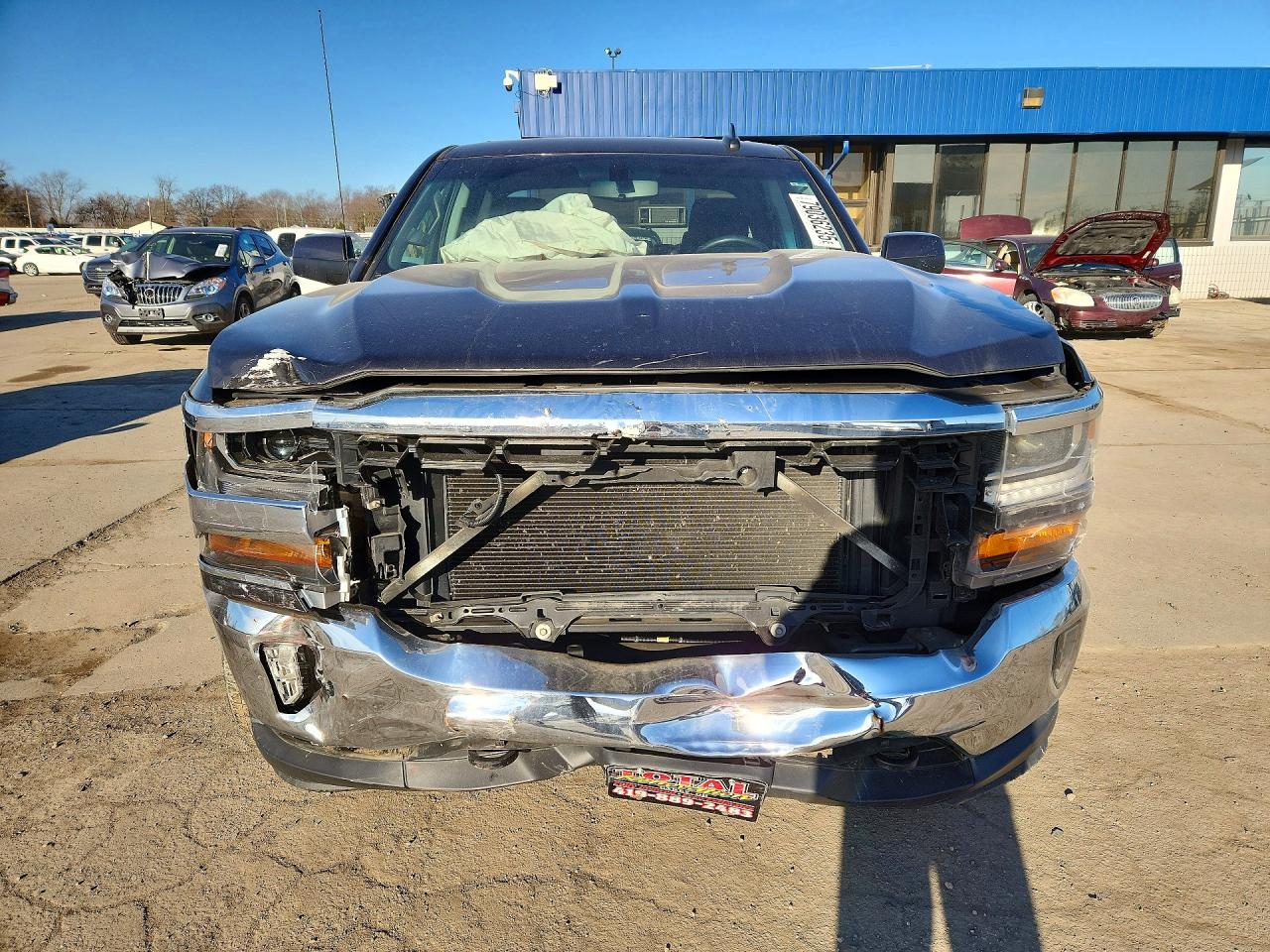 2016 CHEVROLET SILVERADO K1500 LT photo 9
