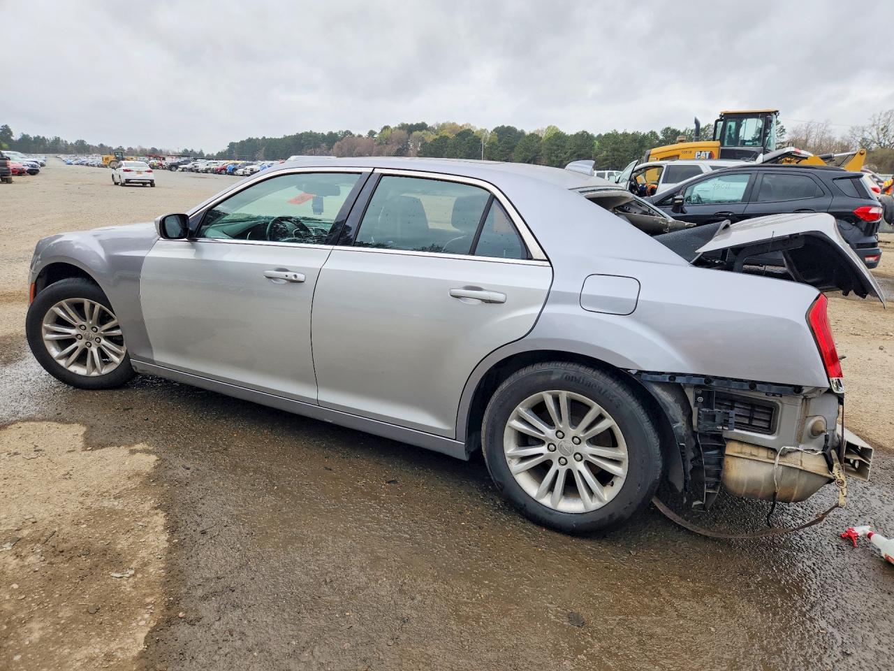 2016 CHRYSLER 300 LIMITED photo 2