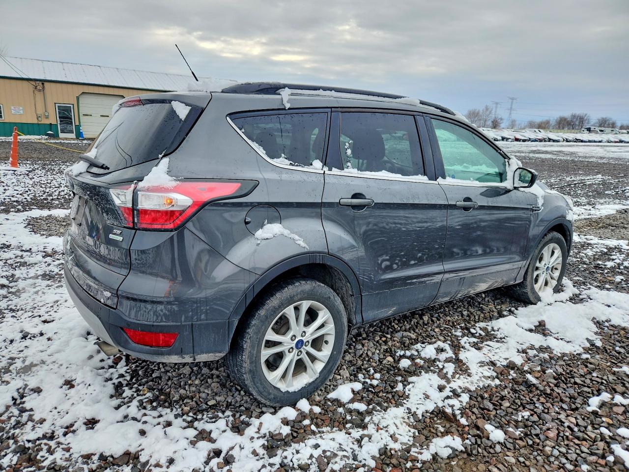 2017 FORD ESCAPE SE photo 7