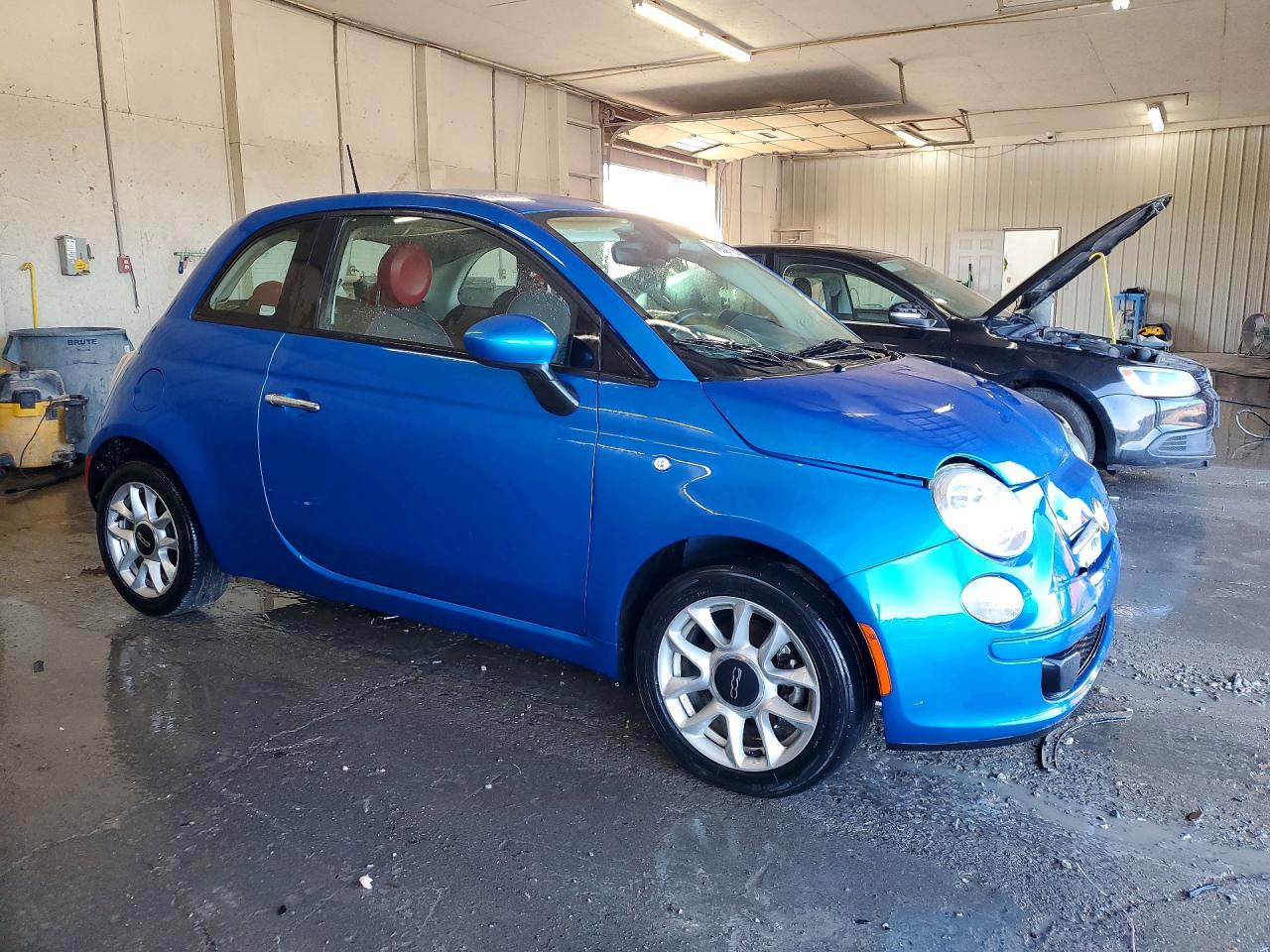 2017 FIAT 500 POP photo 4