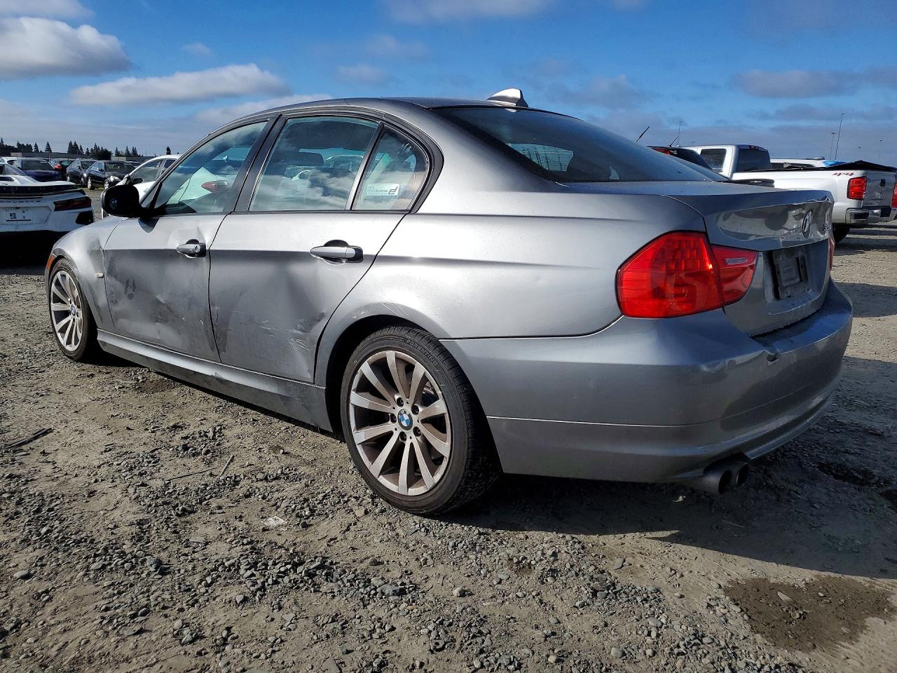 2011 BMW 328 I SULEV photo 3