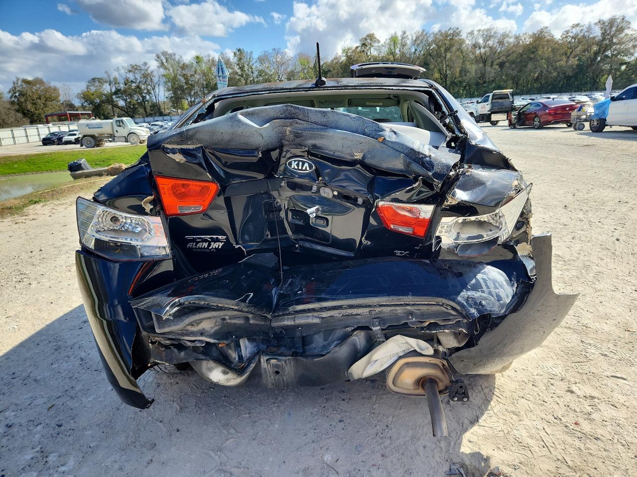 2012 KIA FORTE EX photo 11