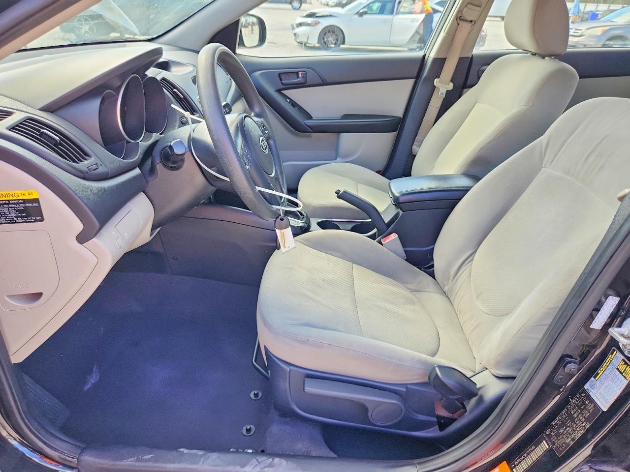 2012 KIA FORTE EX photo 13