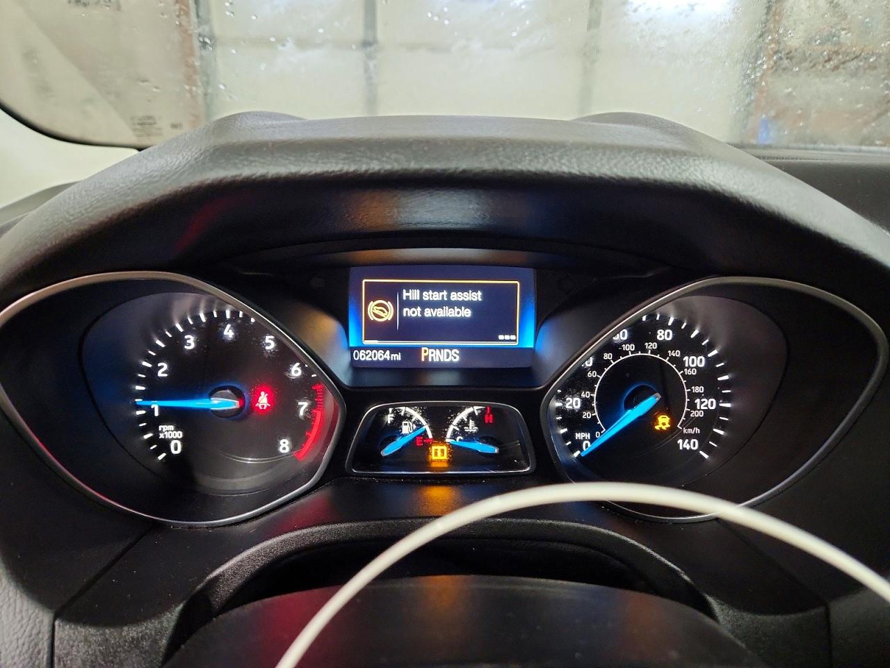 2015 FORD FOCUS SE photo 9