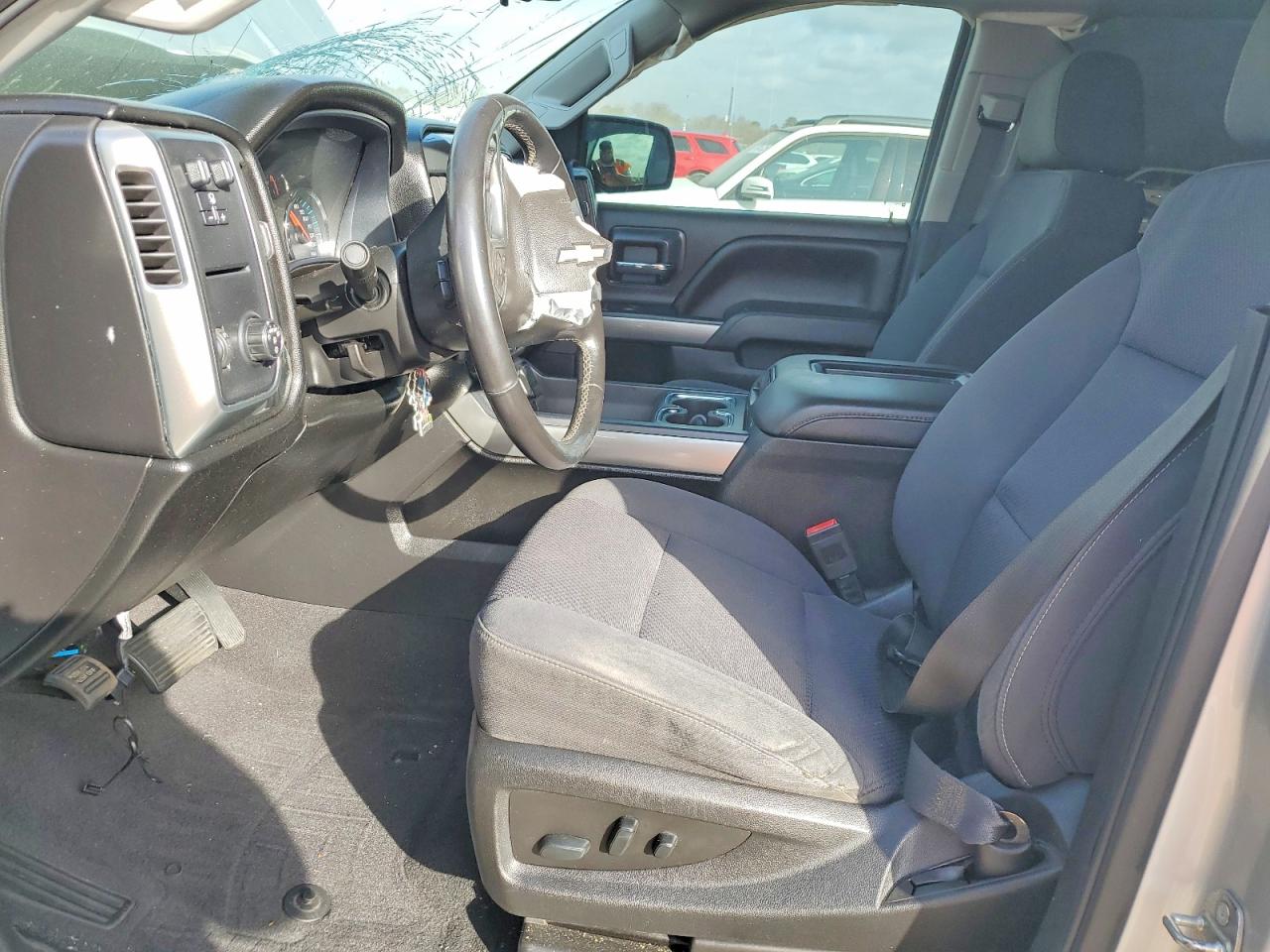 2018 CHEVROLET SILVERADO C1500 LT photo 7