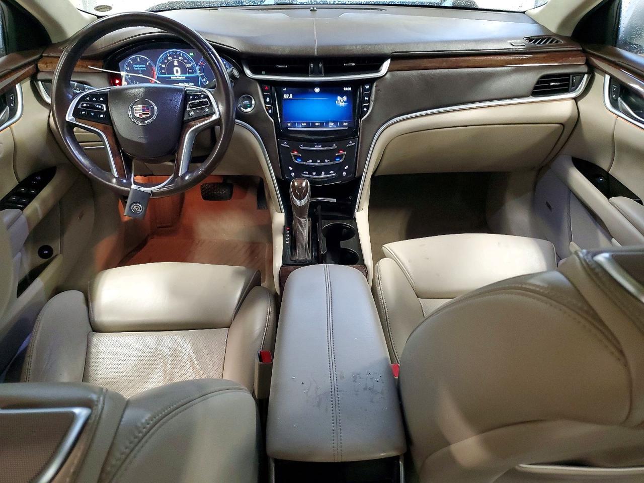 2013 CADI XTS PREMIUM COLLECTION photo 8