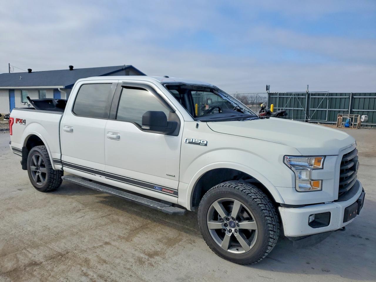 2015 FORD F 150 photo 10