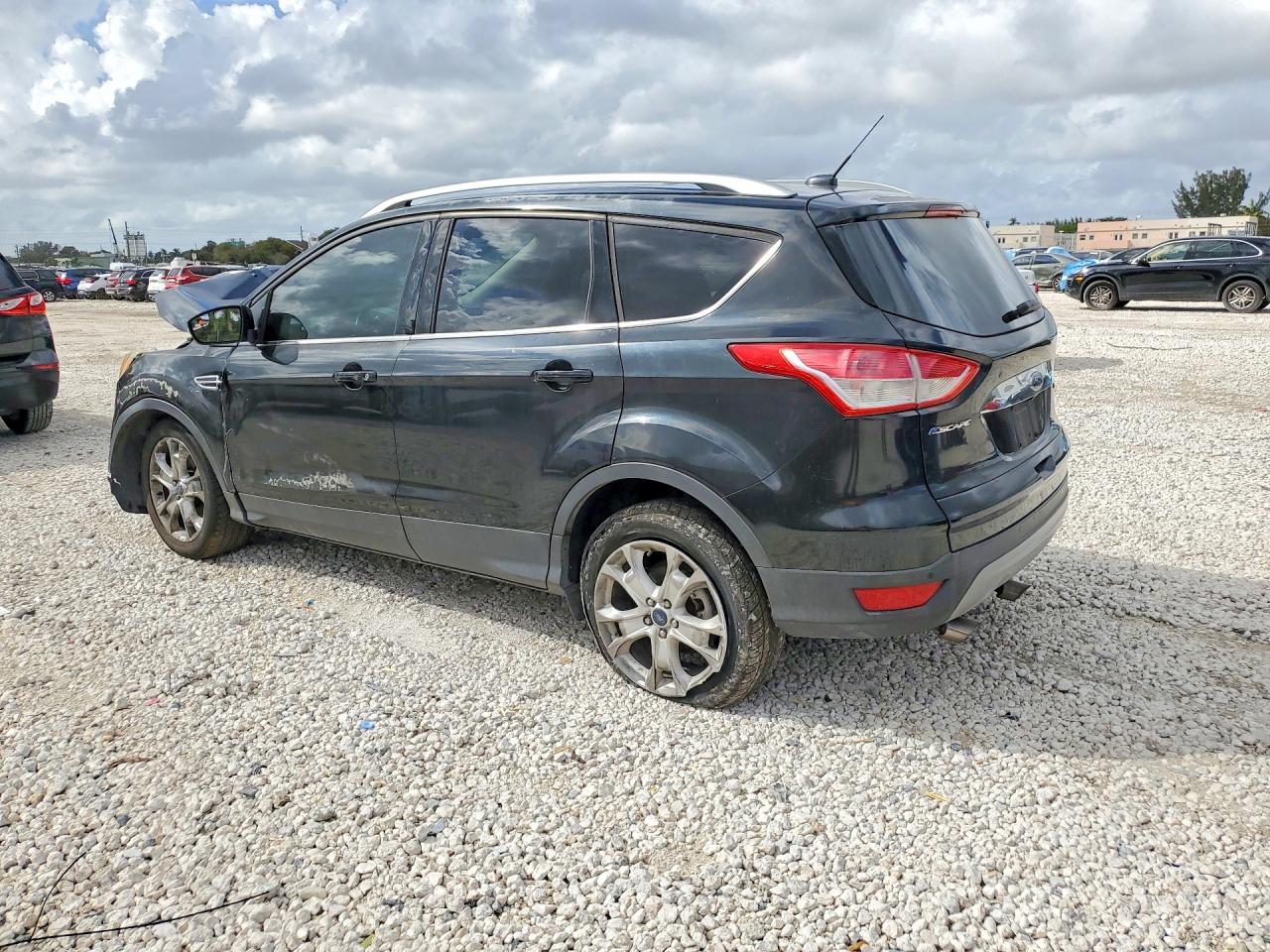 2015 FORD ESCAPE TITANIUM photo 3