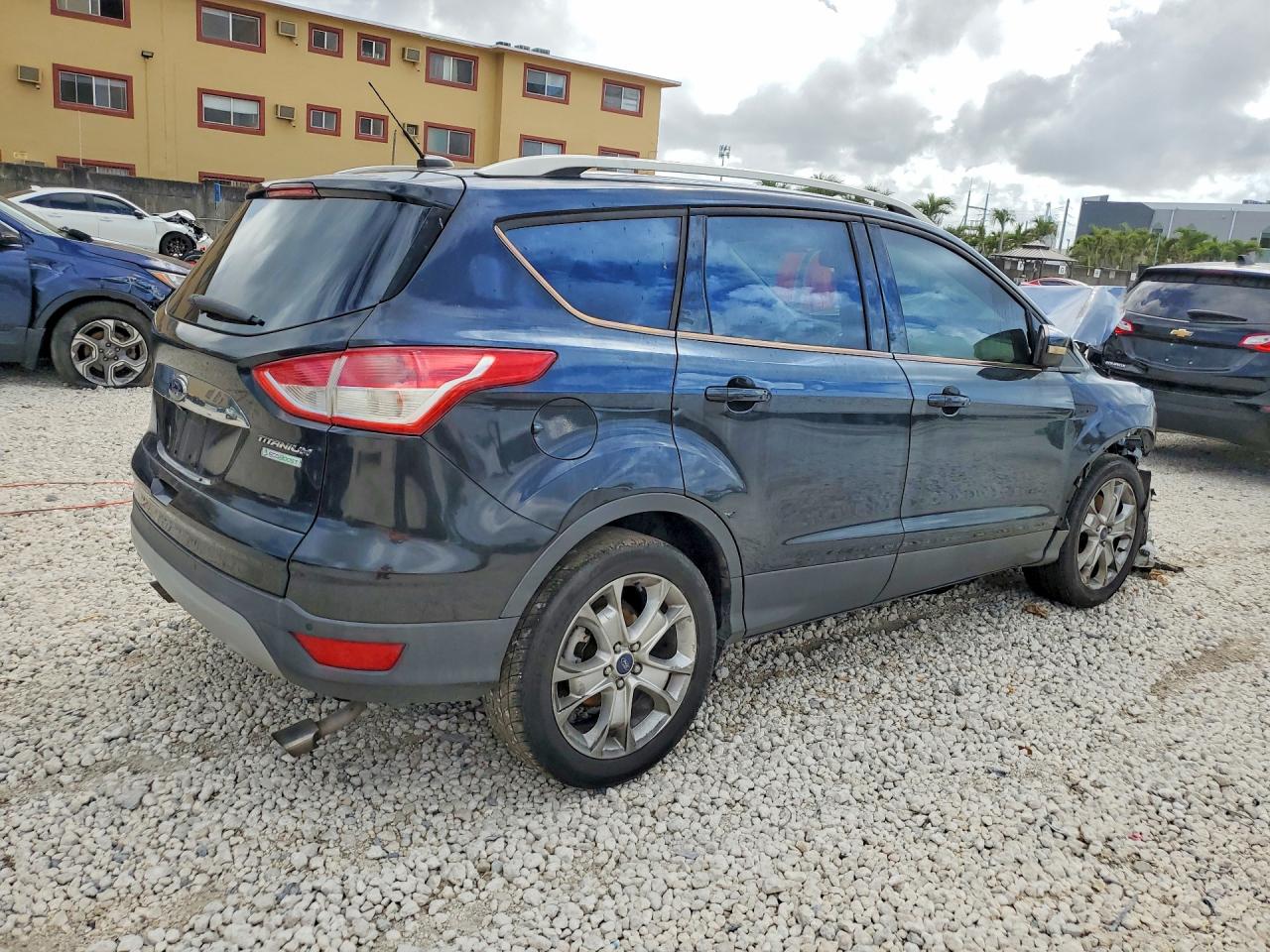 2015 FORD ESCAPE TITANIUM photo 5