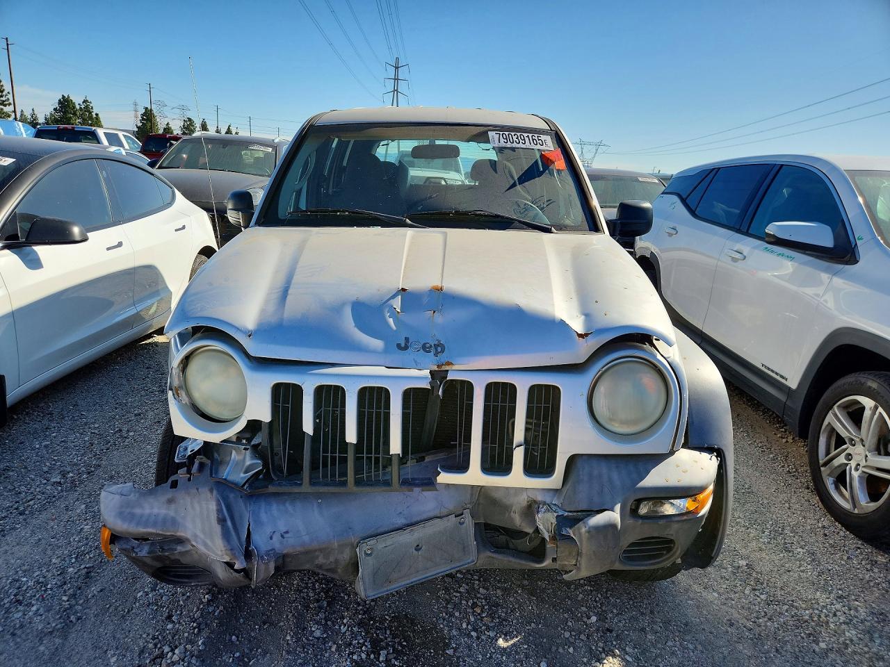 2002 JEEP LIBERTY SPORT photo 9