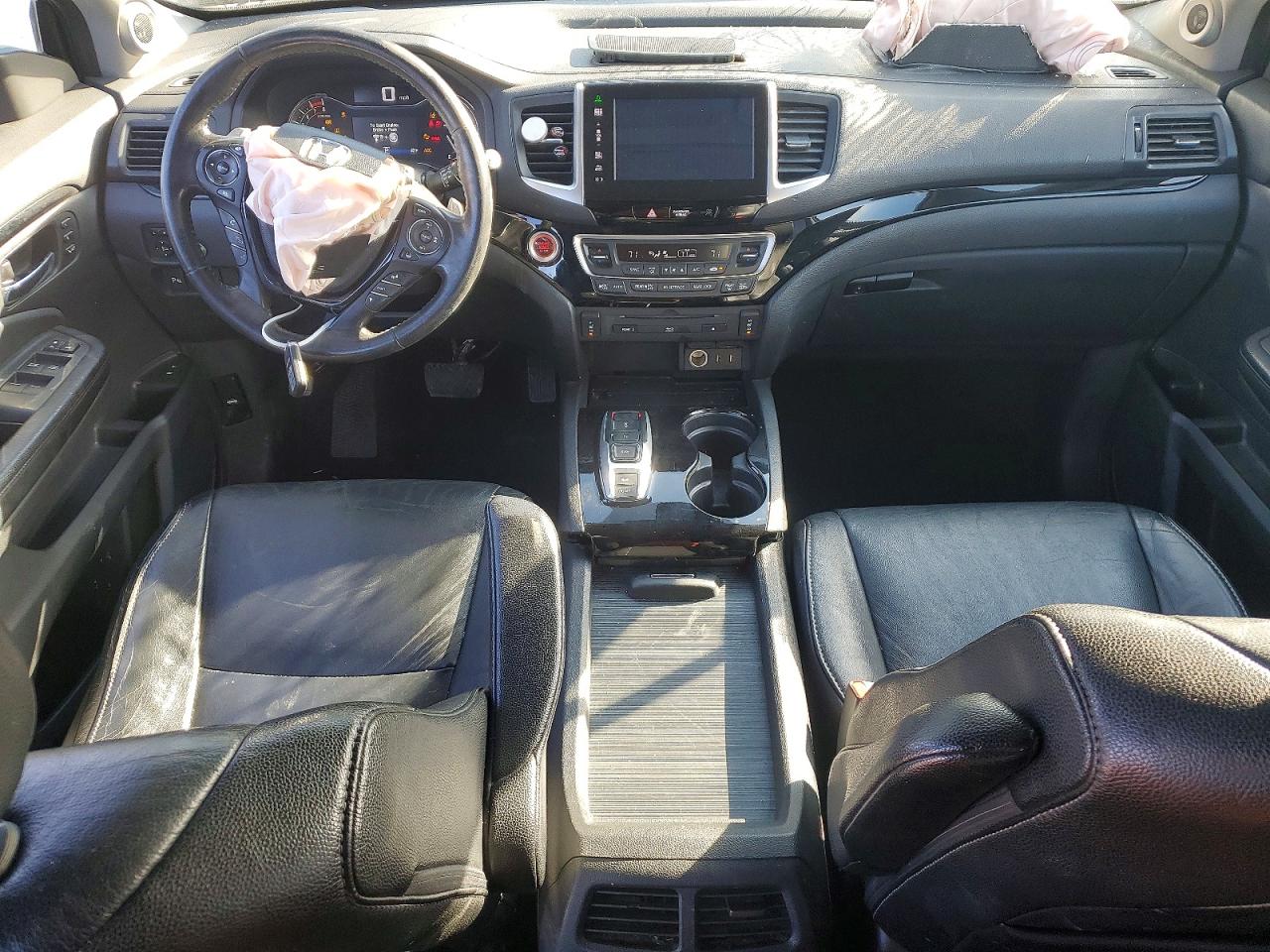2016 HONDA PILOT photo 15
