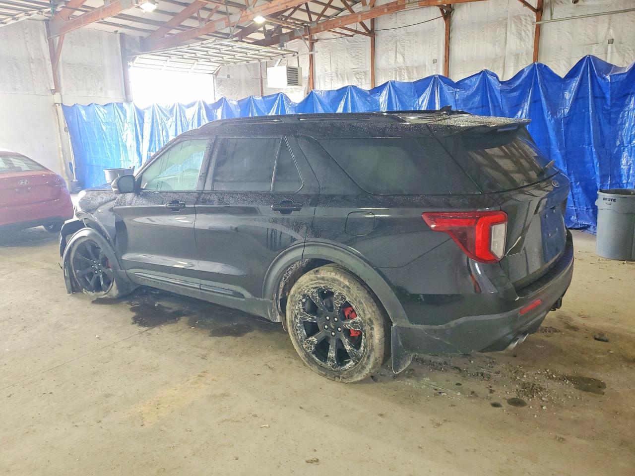 2020 FORD EXPLORER ST photo 2