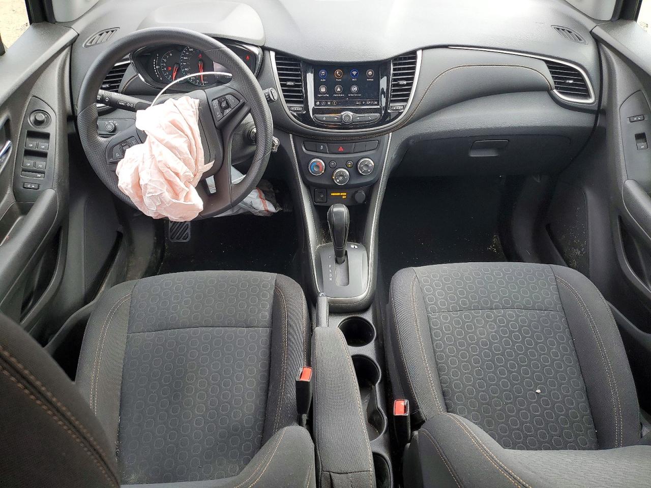 2020 CHEVROLET TRAX LS photo 15