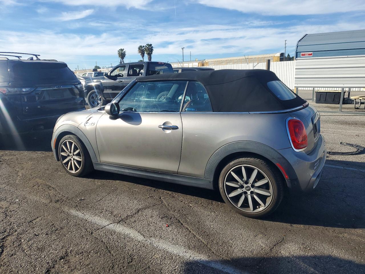 2016 MINI COOPER S photo 3