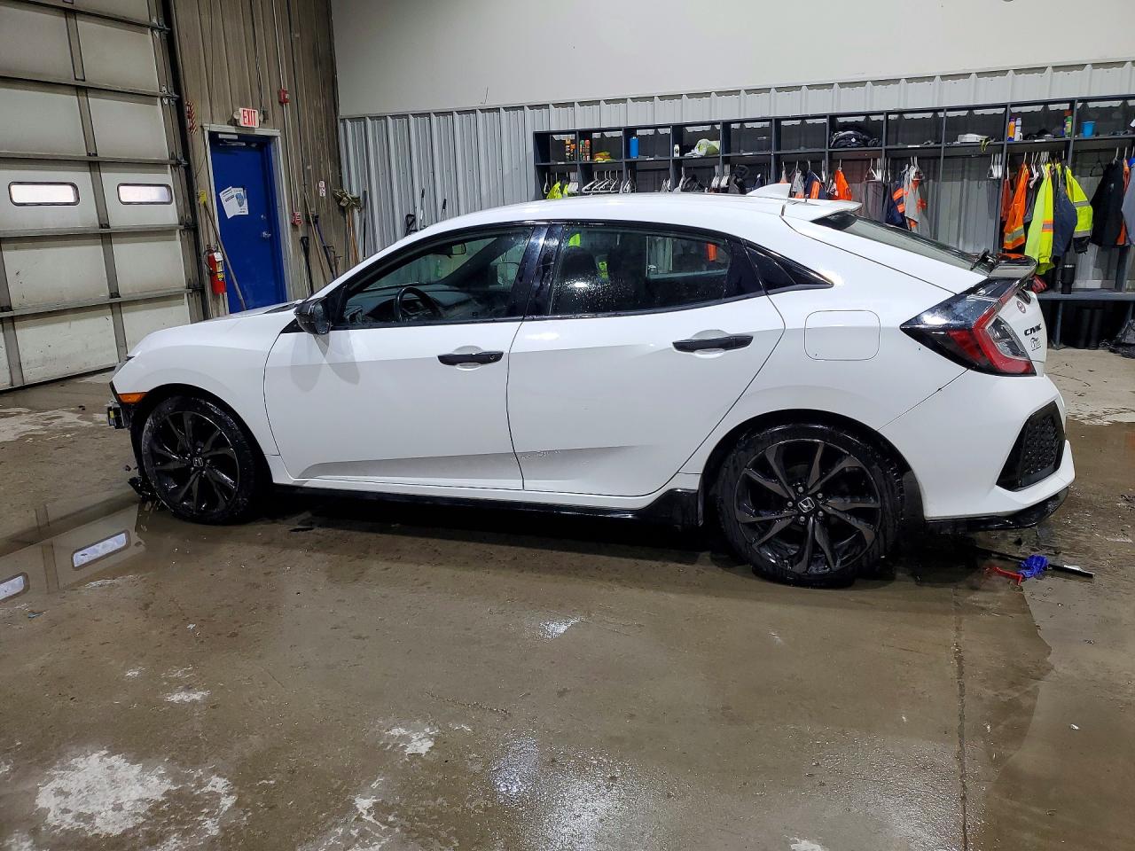 2017 HONDA CIVIC SPORT photo 3