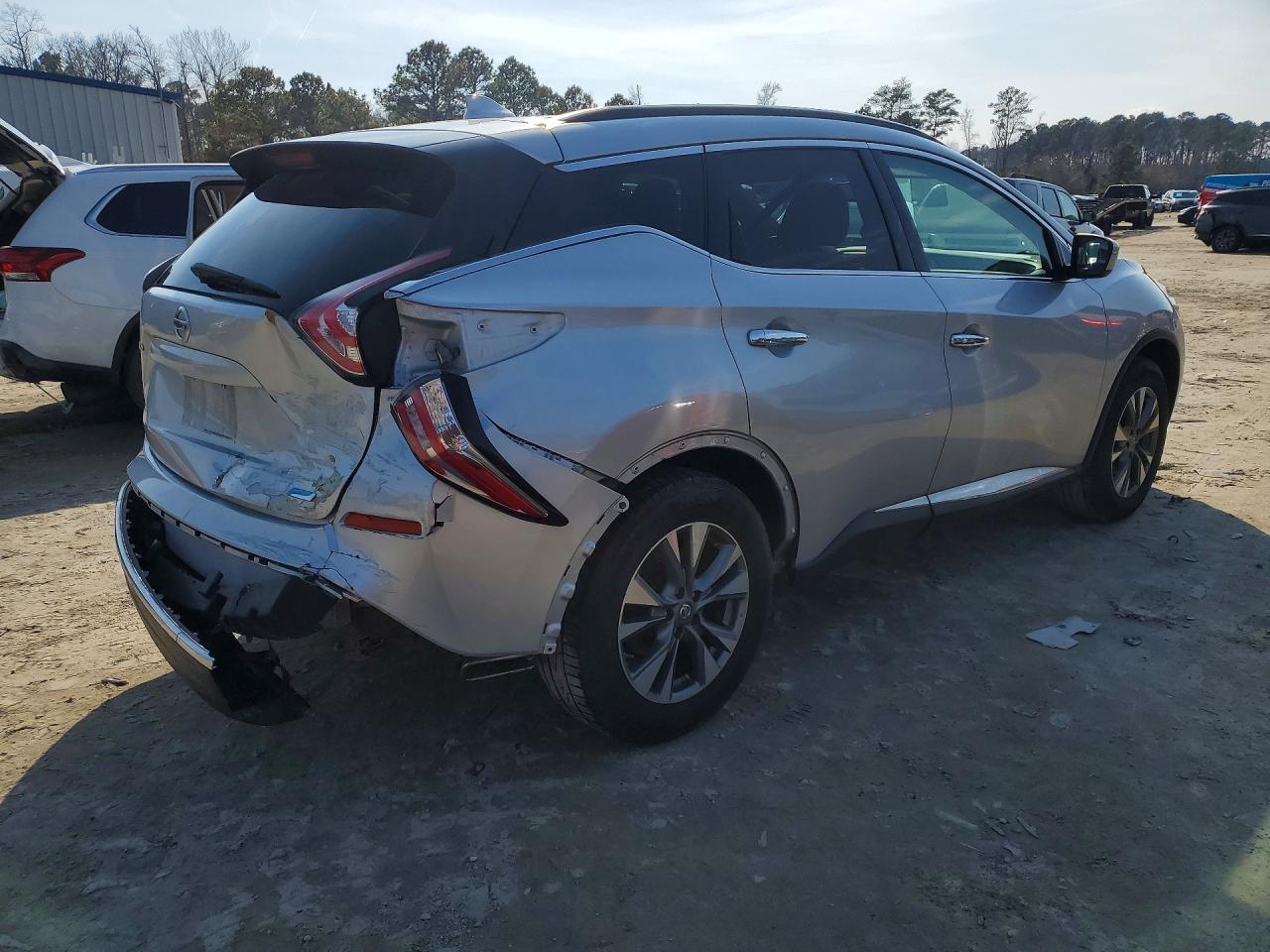 2018 NISSAN MURANO SV photo 3