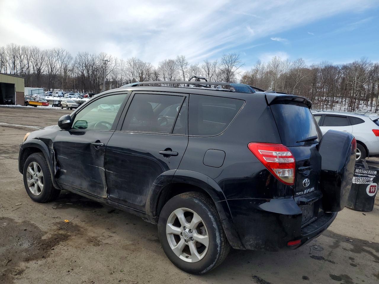 2010 TOYOTA RAV4 LIMITED photo 2